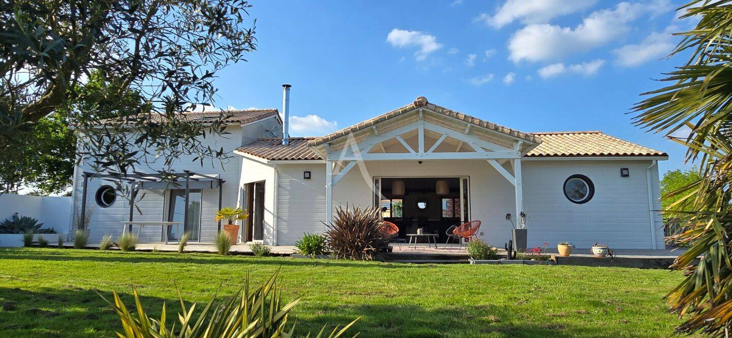 Maison à vendre, 196m², LA ROCHE SUR YON