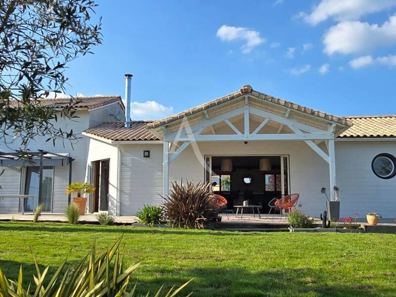 Maison à vendre, 196m², LA ROCHE SUR YON