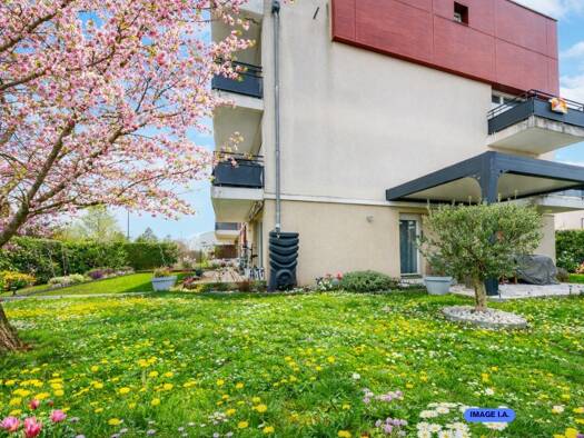 Appartement à vendre 265 000 € 3 pièces 2 chambres 72 m² RDC/3 Saint-Apollinaire 21850