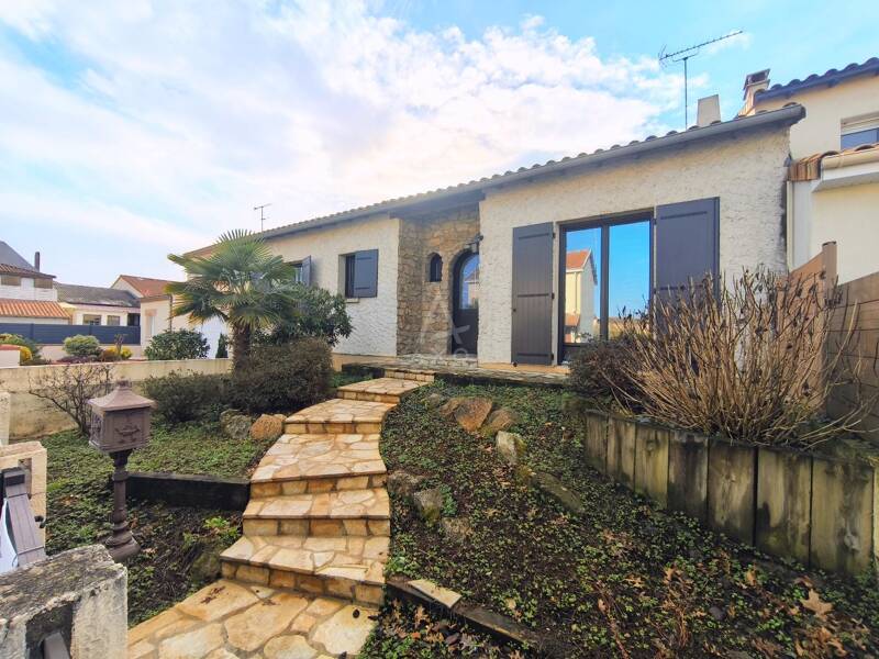 Maison à vendre, 113m², LE MAY SUR EVRE