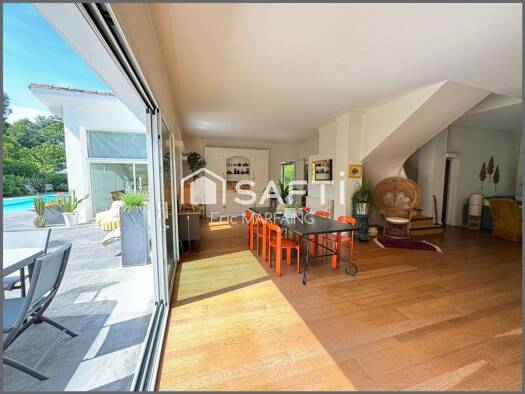 Maison à vendre 685 000 € 7 pièces 5 chambres 280 m² 33 475 m² de terrain Nord Condom 32100