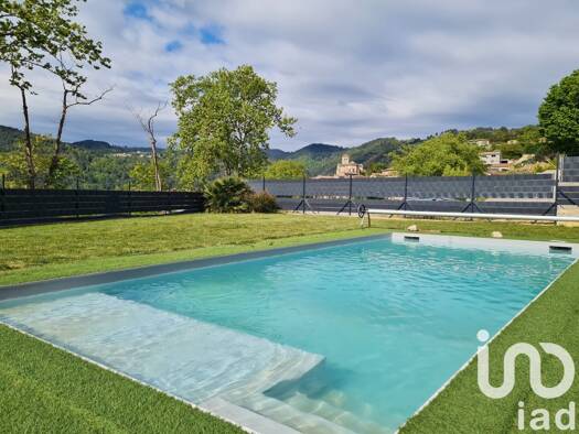 Maison de plain-pied à vendre 429 000 € 6 pièces 4 chambres 149 m² 1 340 m² de terrain Les Ollières sur Eyrieux 07360