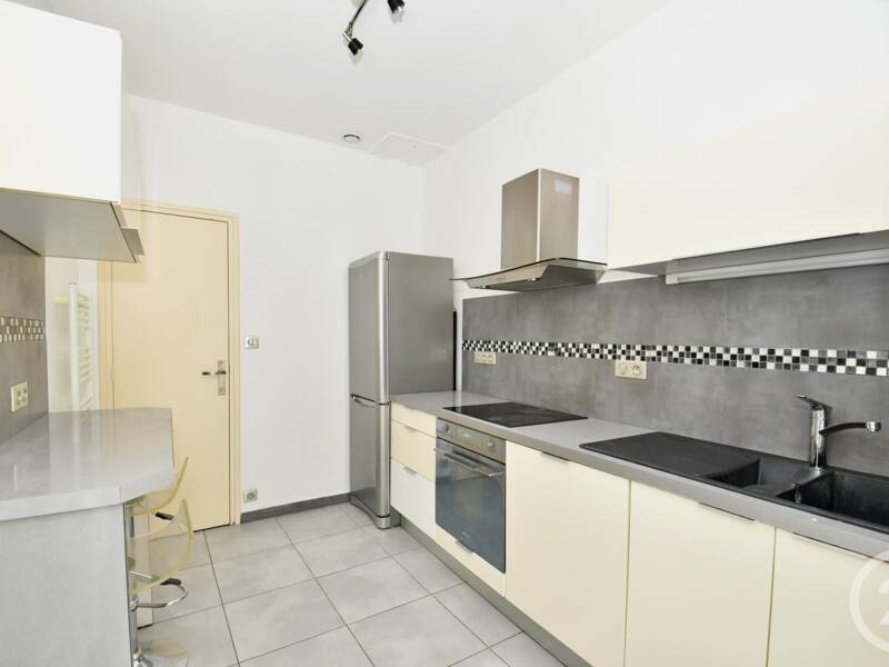 Maison à louer, 86m², ROYAN