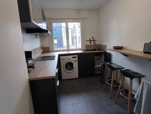 Appartement à louer 900 € 3 pièces 2 chambres 70 m² 3ème étage Amiens 80000