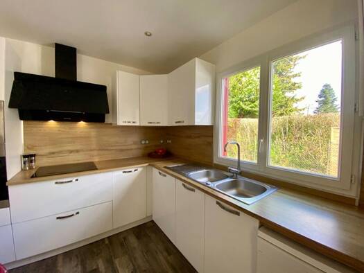 Maison à vendre 268 000 € 6 pièces 4 chambres 97 m² 522 m² de terrain Ablon 14600