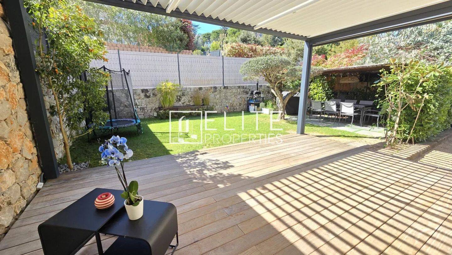 Maison à vendre, 95m², LA ROQUETTE SUR SIAGNE