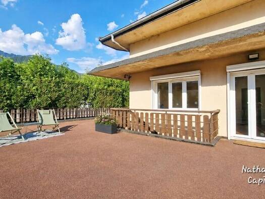 Appartement à vendre 335 000 € 7 pièces 4 chambres 158 m² Étage 2/2 Vieux Ugine Ugine 73400