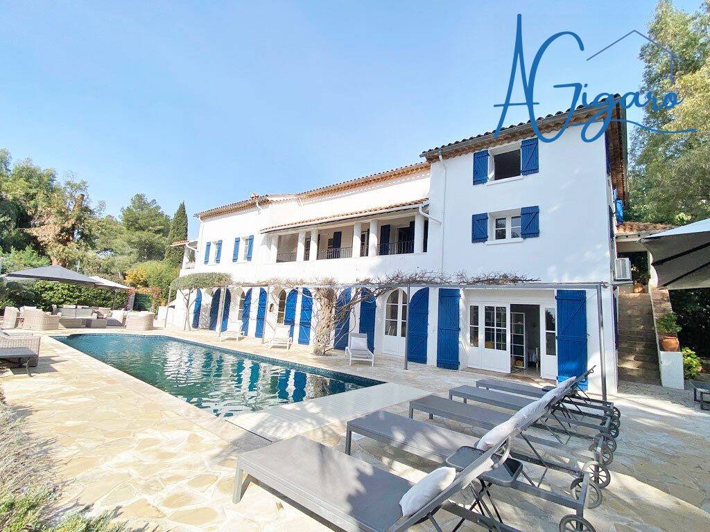 Maison à vendre, 360m², LA CROIX VALMER