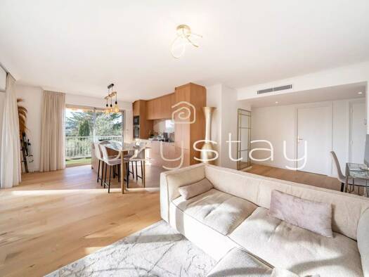 Appartement à vendre 445 000 € 3 pièces 2 chambres 70,1 m² Étage 2/3 Dolce Farniente Le Cannet 06110