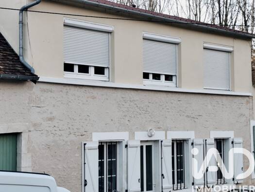 Maison à vendre 92 000 € 4 pièces 3 chambres 85,3 m² 190 m² de terrain Aillières-Beauvoir 72600