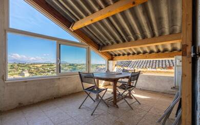 Maison de ville à vendre 162 000 € 3 pièces 2 chambres 90 m² 10 m² de terrain Valensole 04210