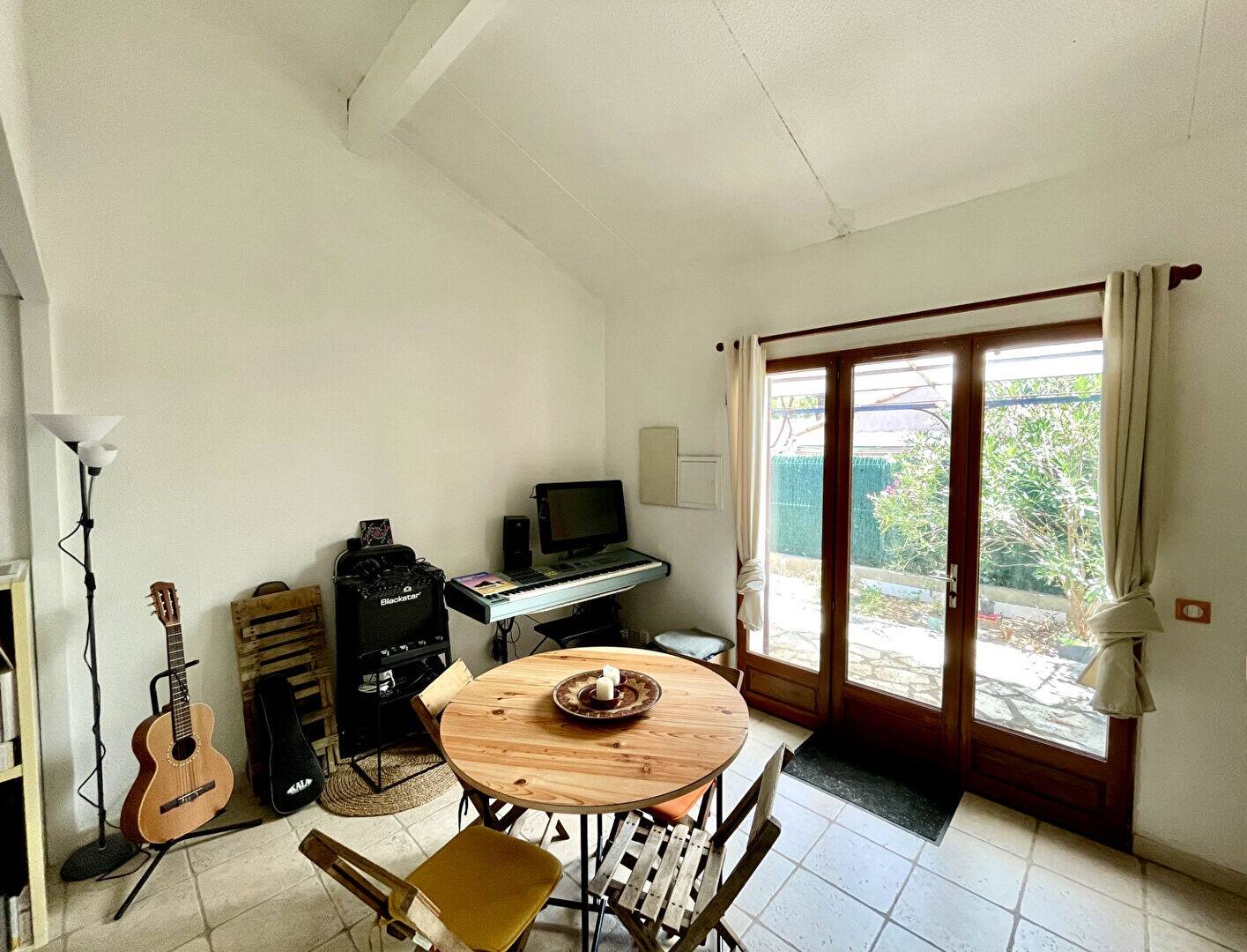 Maison à vendre, 37m², FORCALQUEIRET