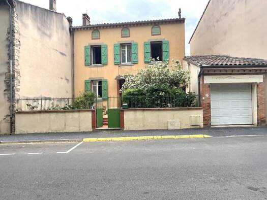 Maison à vendre 248 400 € 9 pièces 6 chambres 168 m² 434 m² de terrain Ville Labruguière 81290