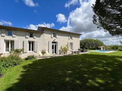 Maison à vendre 499 000 € 10 pièces 7 chambres 312 m² 10 598 m² de terrain Épargnes 17120