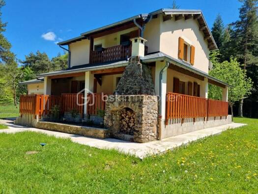 Maison à vendre 410 000 € 7 pièces 4 chambres 106 m² 1 603 m² de terrain Saint-Sauveur-Camprieu 30750