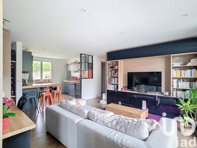 Appartement à vendre 120 000 € 3 pièces 2 chambres 62 m² Étage 1/3 Route de Marseille Digne-les-Bains 04000