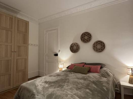 Appartement à louer - logement étudiant 890 € 2 pièces 1 chambre 20 m² Étage 2/4 Agent Sarre-Centre-Les Vallées-La Garenne Colombes 92700