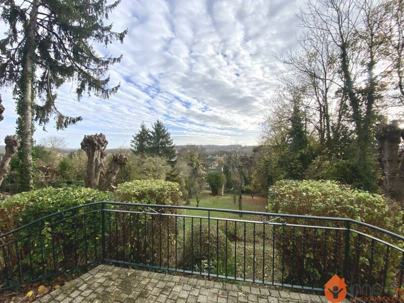 Maison à louer, 130m², ESBLY