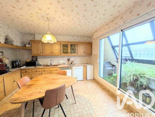 Appartement à vendre 296 800 € 4 pièces 2 chambres 113,37 m² Étage 6/6 La Fuye Velpeau Tours 37000