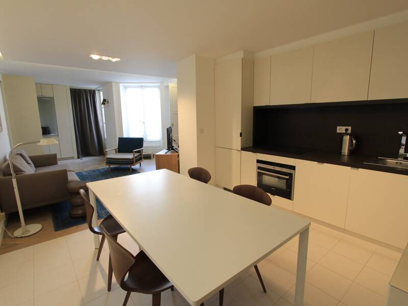 Maison à louer, 60m², PARIS 8E