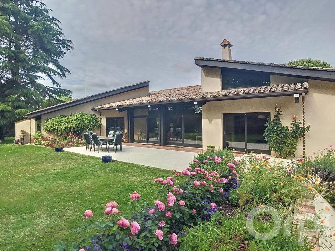 Maison à vendre, 300m², MUSSIDAN