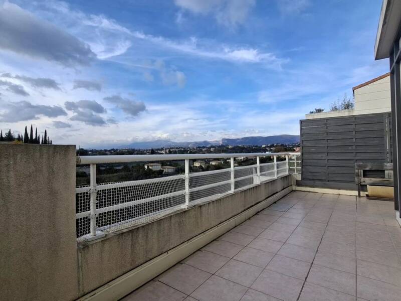 Maison à louer, 66m², NICE