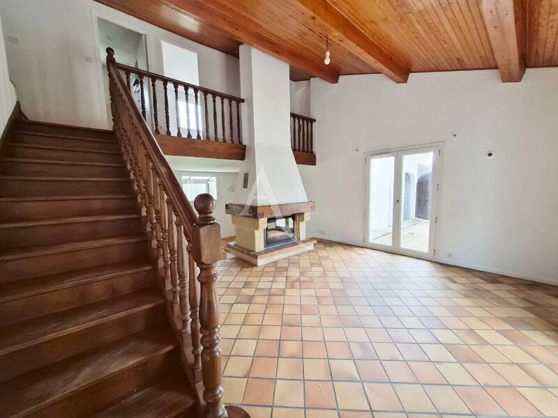 Maison à louer, 127m², AUSSONNE