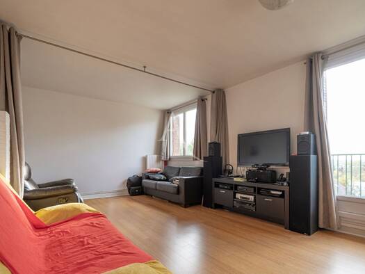 Appartement à vendre 169 000 € 2 pièces 1 chambre 51 m² Étage 3/3 Ouest Sud Thorigny-sur-Marne 77400