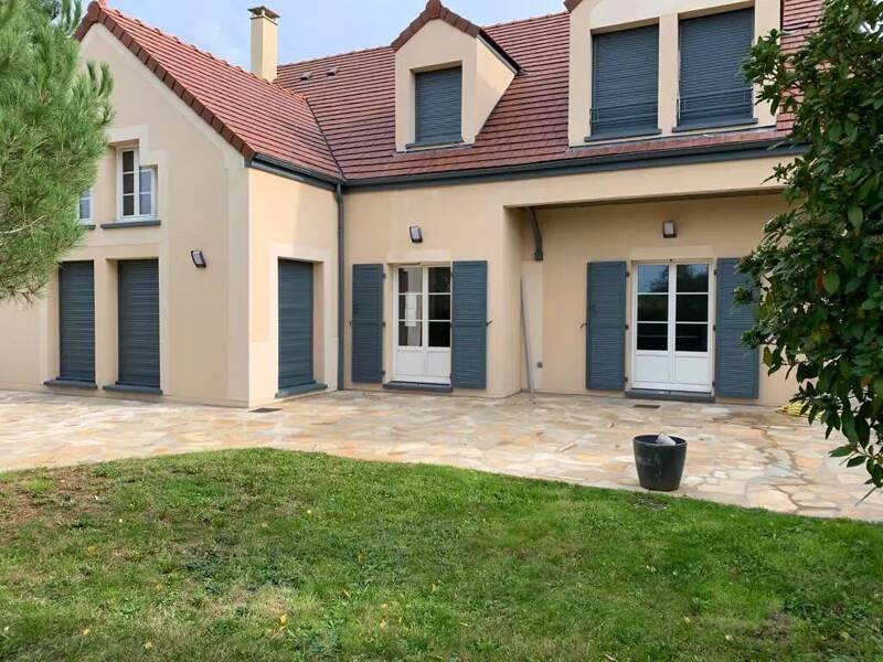 Maison à louer, 216m², AIGREMONT