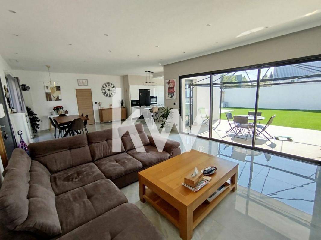 Maison à vendre, 140m², SAINT GENIES DE MALGOIRES