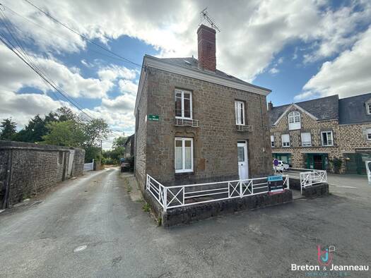Maison à vendre 99 900 € 4 pièces 3 chambres 80 m² 436 m² de terrain Lassay-les-Châteaux 53110