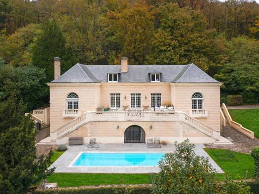 Maison à vendre de 3M à 10M € 8 pièces 7 chambres 450 m² Clagny-Glatigny Versailles 78000