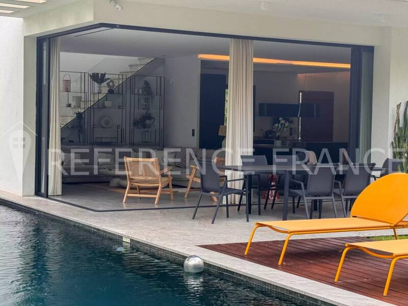 Maison à louer, 400m², MOUGINS