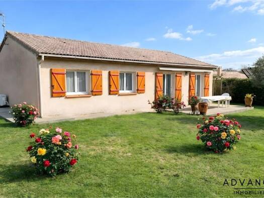 Maison de plain-pied à vendre 297 000 € 4 pièces 3 chambres 90 m² 816 m² de terrain Mescurt Saint-Lys 31470