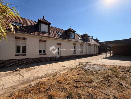 Maison à vendre 340 000 € 8 pièces 4 chambres 190 m² 1 953 m² de terrain Fontaine-au-Pire 59157
