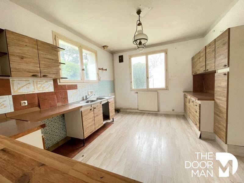 Maison à vendre, 126m², SAINT HILAIRE DE CHALEONS