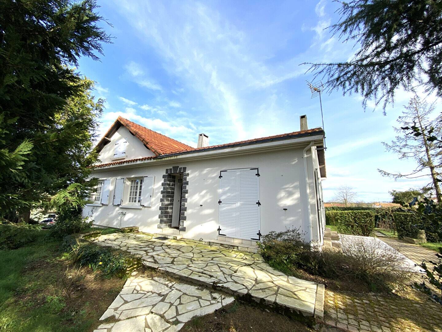 Maison à vendre, 92m², SAINT LAURENT SUR SEVRE