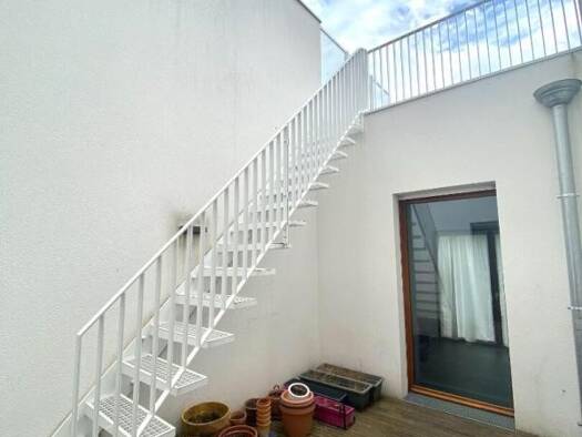 Maison à louer 1 750 € 4 pièces 3 chambres 79,5 m² 105 m² de terrain Parcs Romainville 93230