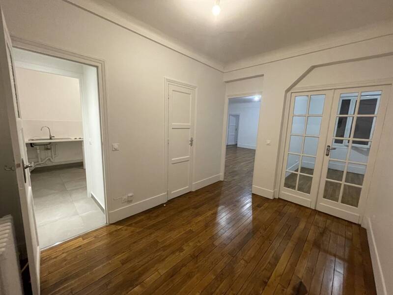 Maison à louer, 92m², PARIS 16E