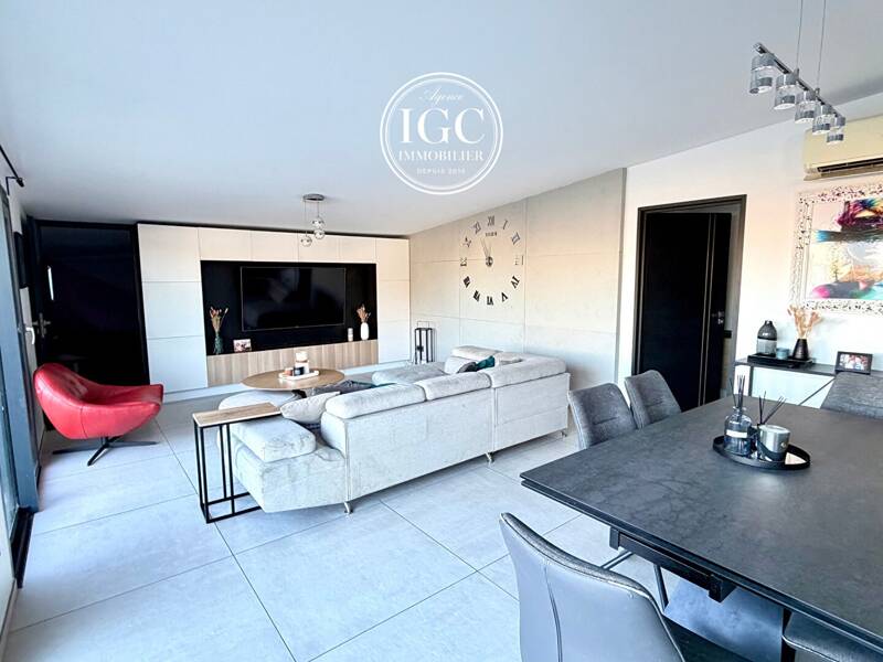 Maison à louer, 122m², CHATEAUNEUF LES MARTIGUES