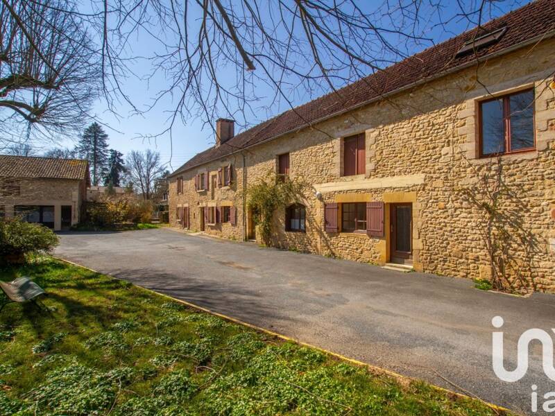 Maison à vendre, 316m², LE BUISSON DE CADOUIN