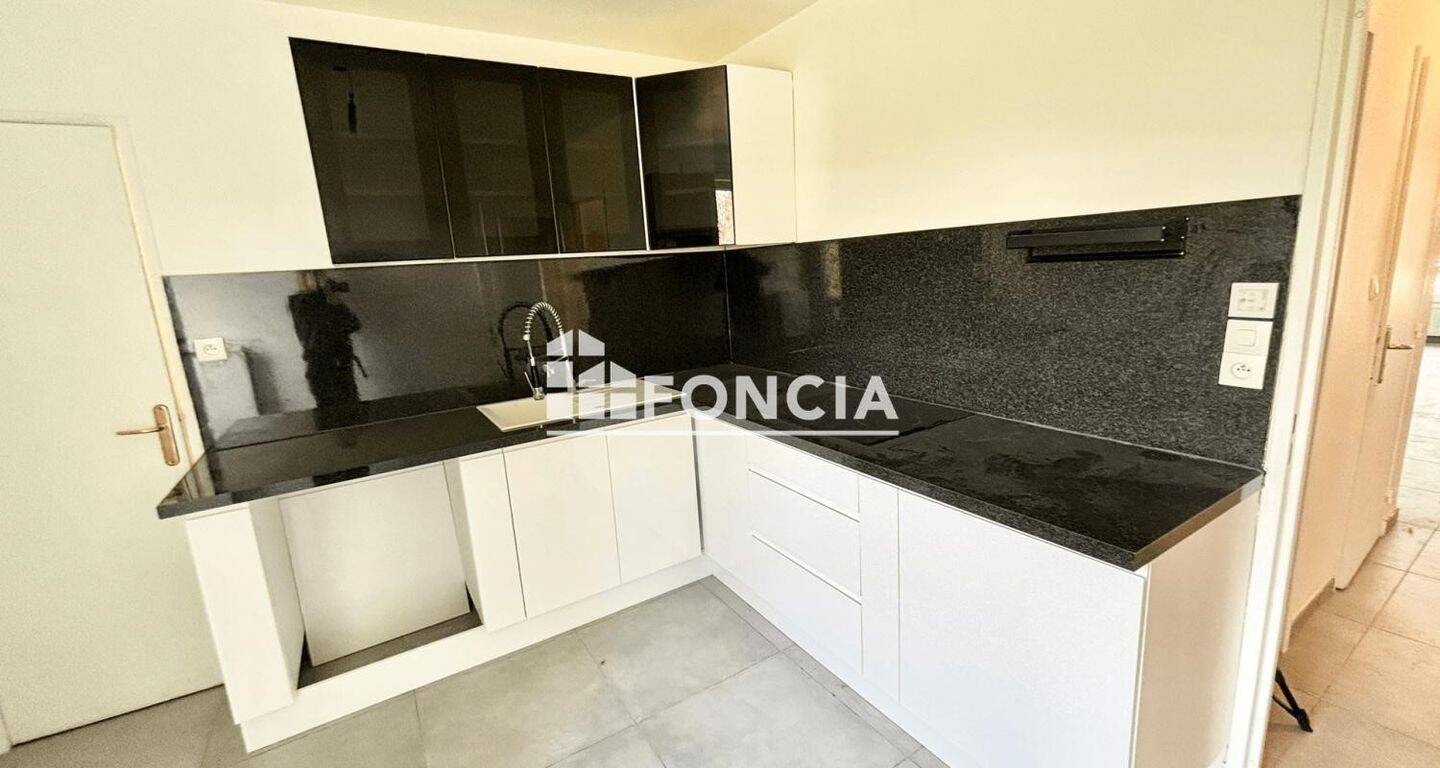 Maison à louer, 64m², VALENCE