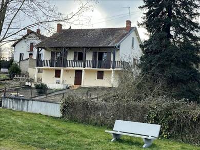 Maison à vendre 124 890 € 4 pièces 2 chambres 132 m² 676 m² de terrain Vaux 03190