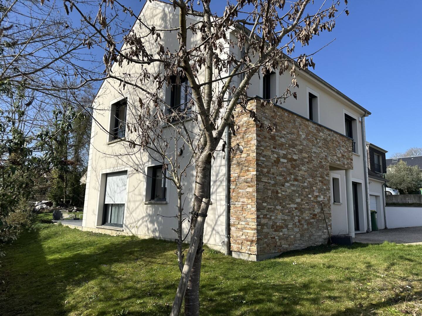 Maison à vendre, 200m², CRESPIERES