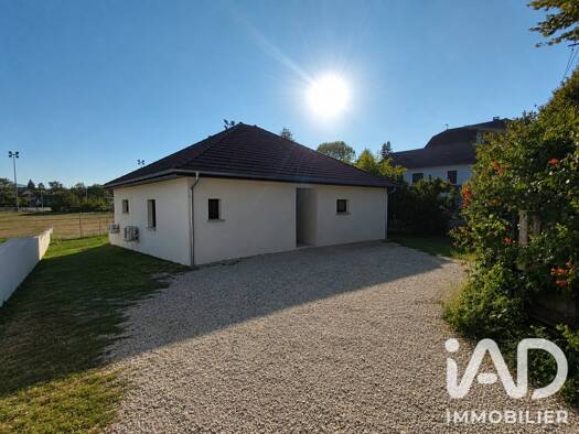 Maison de plain-pied à vendre 351 750 € 5 pièces 3 chambres 127 m² 772 m² de terrain Centre et Est Belley 01300