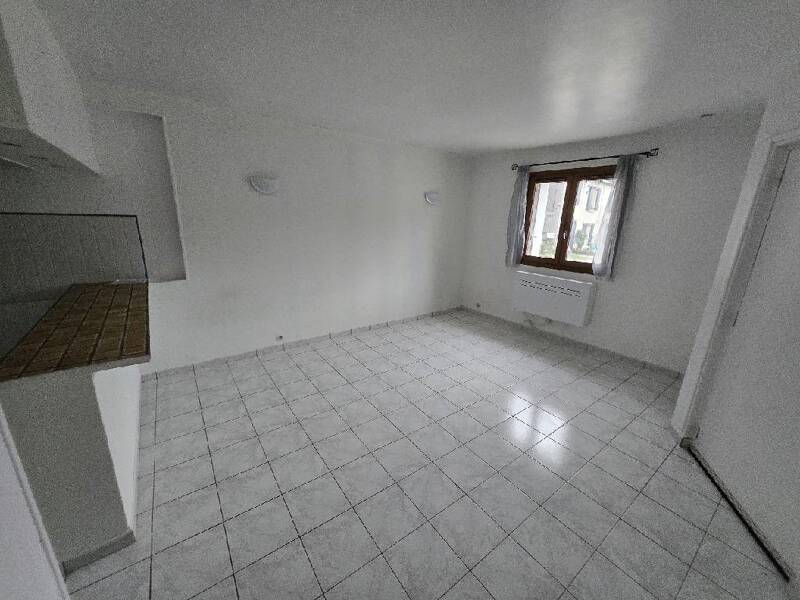 Maison à louer, 25m², NANTEUIL LES MEAUX