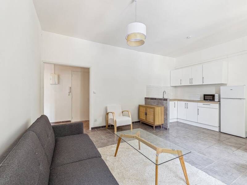 Maison à louer, 64m², MARSEILLE 6E