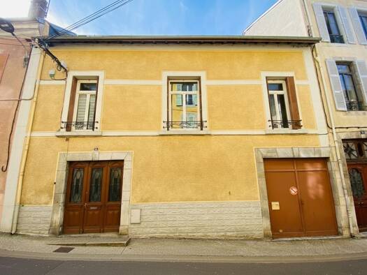 Maison à vendre 225 000 € 7 pièces 5 chambres 171 m² 186 m² de terrain Secteur Thermal Bagnères-de-Bigorre 65200