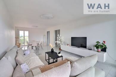 Appartement à vendre 220 000 € 3 pièces 2 chambres 79 m² Dernier étage, Étage 3/3 Lunel 34400