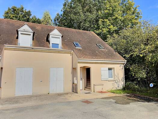 Appartement à vendre 159 400 € 3 pièces 2 chambres 51 m² RDC Épernon 28230